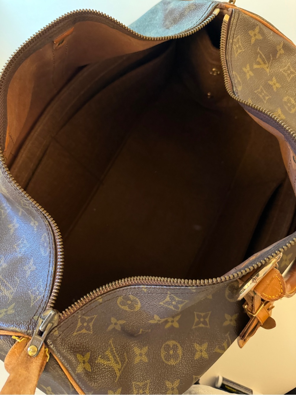 Well Loved 🤎 Louis Vuitton Brown Keepall 50 Travel Duffle Bag Weekender - Picture 11 of 16